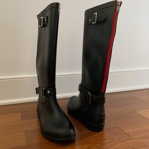 Woman fashion rain boots